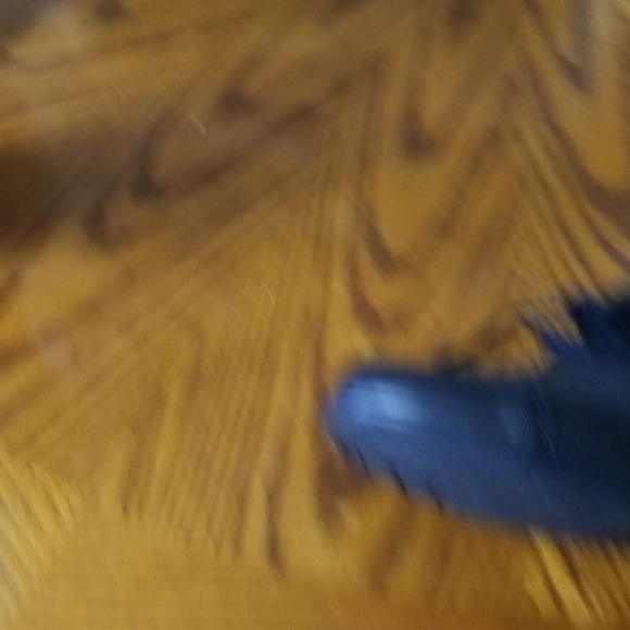 Shoes - Picture 3 of 6